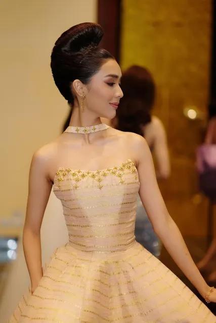 ผ้าไหมมิสแกรนด์
