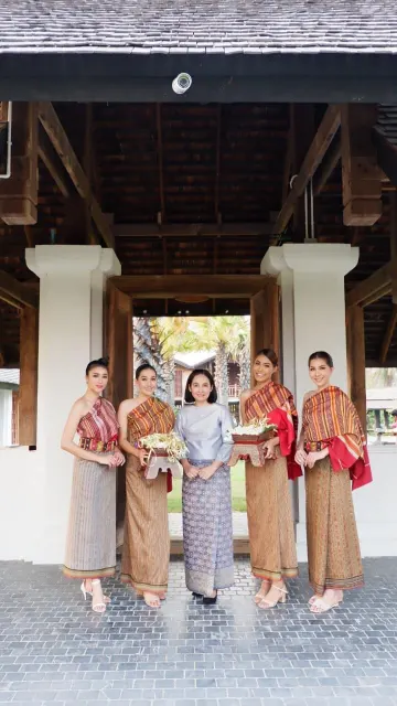 คณะฑูตยุโรป ณ คุ้มจันทร์หอม